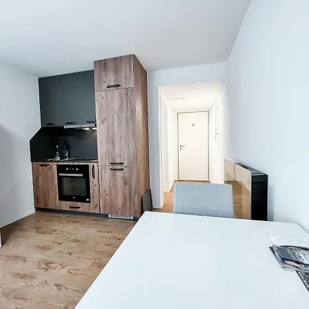 Beautiful 1-bed In Apartman